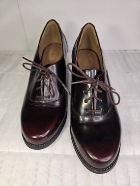 Clarks Burgundy Leather Lace-Up Heeled Oxfords